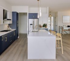 Stylish Spacious Kitchen